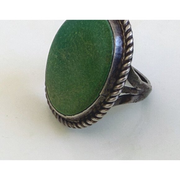 Vintage 70's Large Navajo Green Turquoise Ring Size 5.5 - Picture 8 of 12